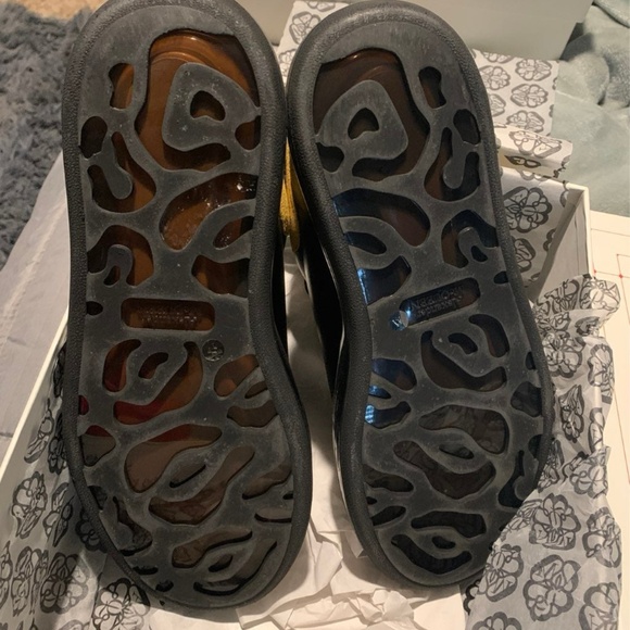 Designer Sneakers - Picture 3 of 4